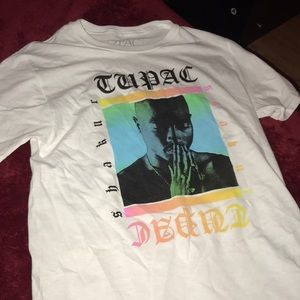 Tupac shirt